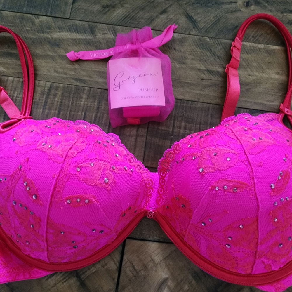Victoria's Secret Gorgeous "Sexy LIittle Things" Hot Pink Push-Up Bra